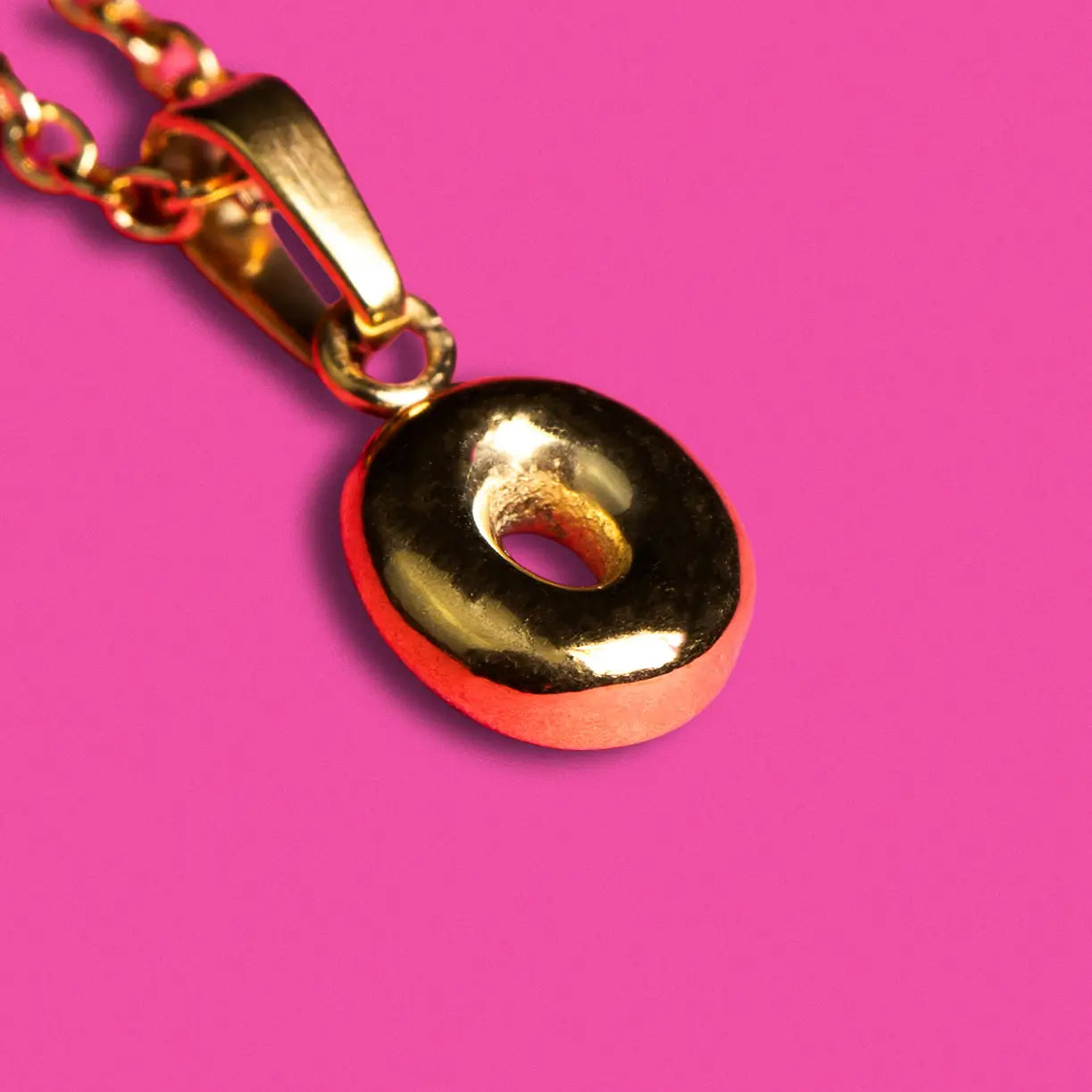 Stackable "O" Balloon Initial Letter Necklace